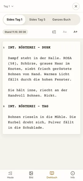 Set-Modus auf dem Telefon mit den Drehbuchseiten des Tages